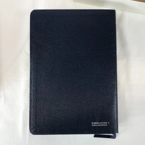 Zondervan Study Bible NIV Blue Leather Red Letter w/Box SIZE XL - Picture 7 of 7